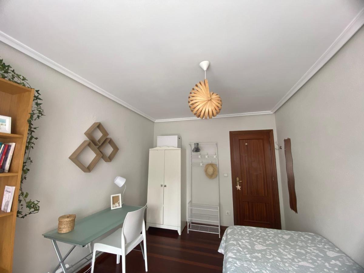 Habitacion Privada Para 2 Personas A 10 Min De La Playa Сантандер Екстериор снимка